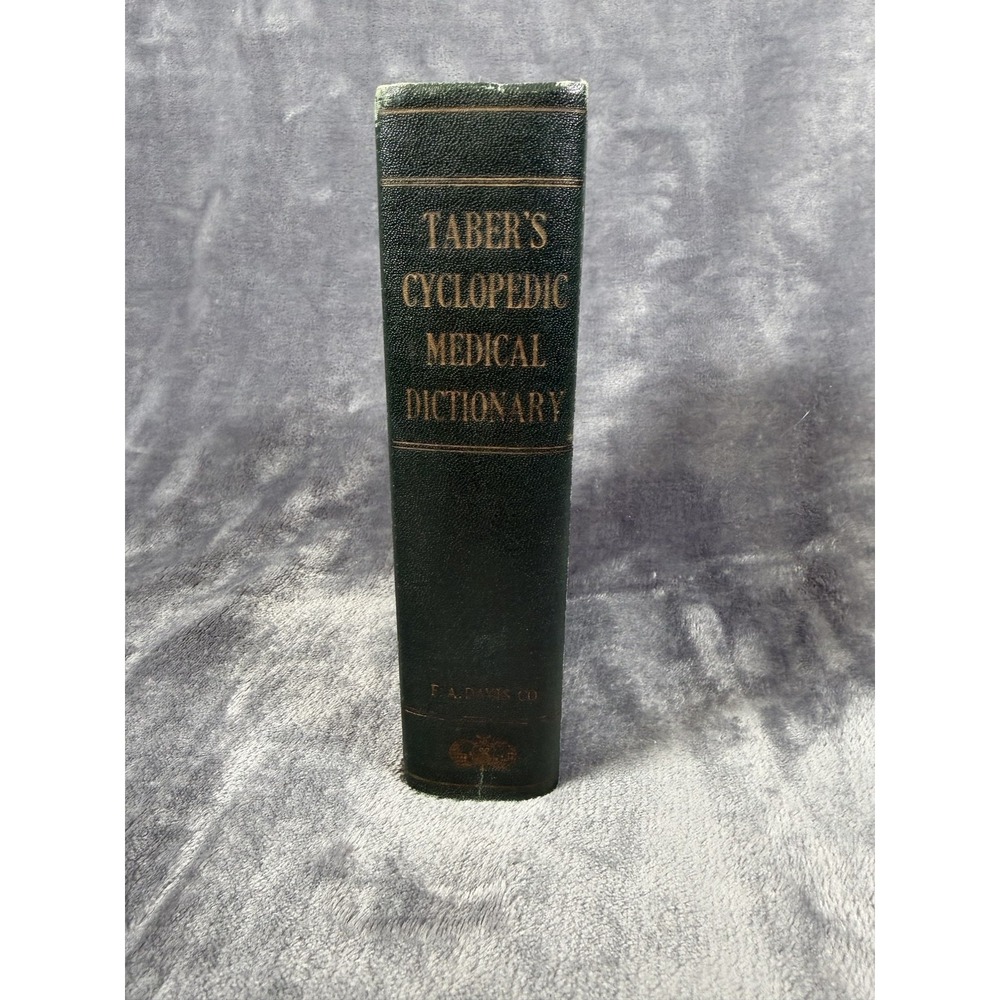 Vintage 1943 Taber's Cyclopedic Medical Dictionary Taber Davis Green HC US Illus